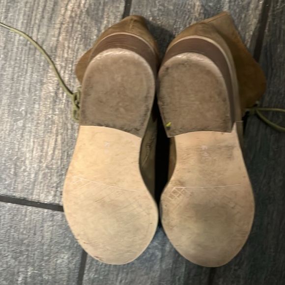 Suede lace up booties - Picture 3 of 5